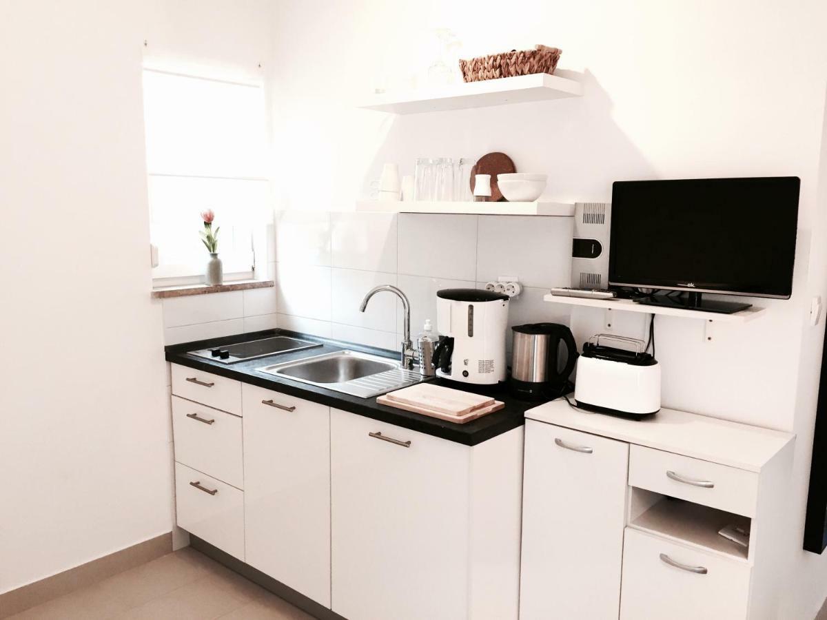 Apartmani Zivaljic Trogir Zewnętrze zdjęcie