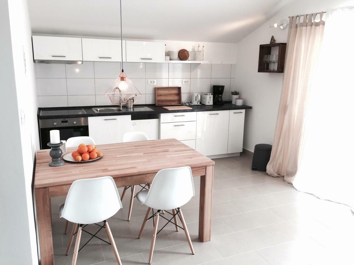 Apartmani Zivaljic Trogir Zewnętrze zdjęcie