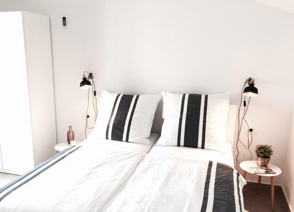 Apartmani Zivaljic Trogir Zewnętrze zdjęcie